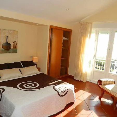 Piso En Primera Linea De Playa En Larino